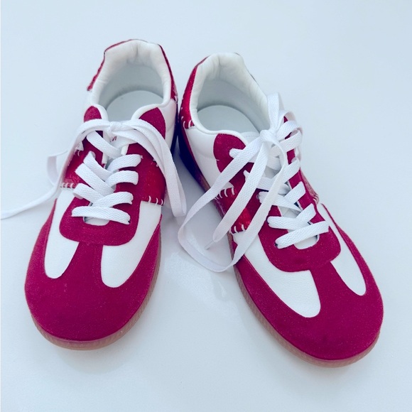 Siwy Women's Red and White Casual Sneakers - Picture 5 of 15
